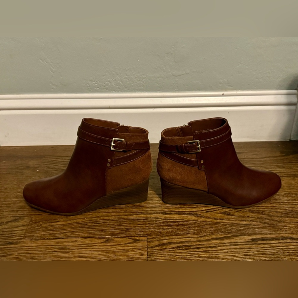 Dr. Scholl’s Ankle Wedge Boots